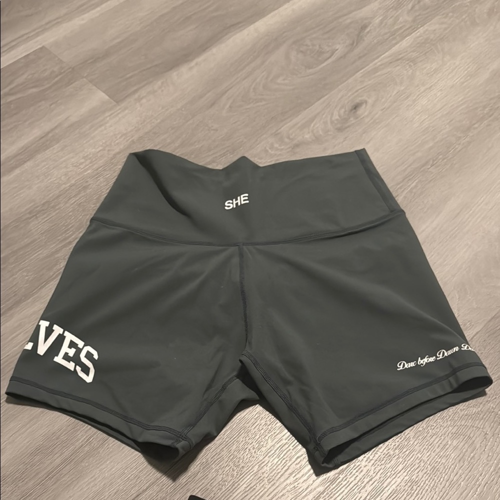 Darcsport Women’s Grey Shorts